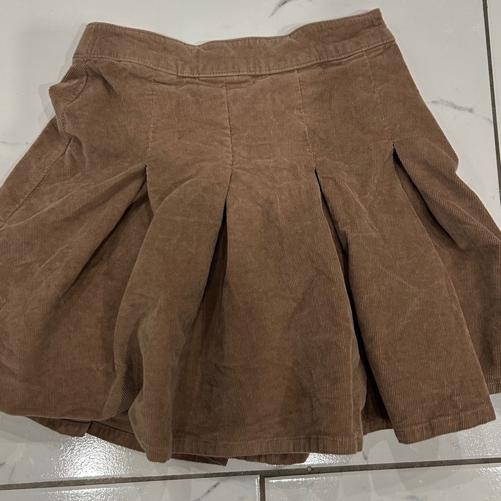 Hollister, brown corduroy mini skirt size xs!